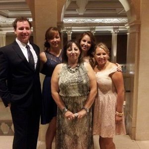 Meet your Posher, Cynthia